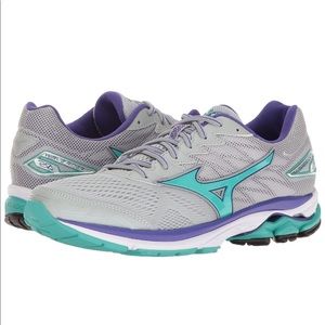 Mizuno Wave Rider 20